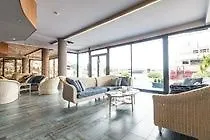 Le Quai Des Princes Отель 4*