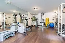 Le Quai Des Princes Отель 4*