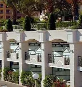 Le Quai Des Princes Отель 4*